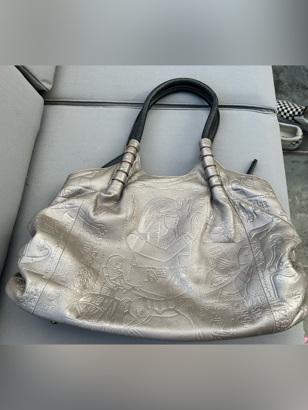 Vintage Sharif 1980's gold metallic Egyptian Tutankhamen pharaoh hobo bag